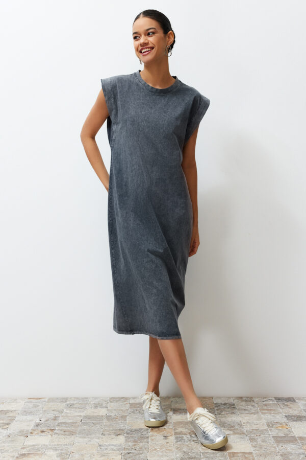 Trendyol Anthracite Washed/Faded Effect Shift/Straight Cut Knit Dress