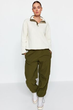 Trendyol Beige High Neck Snap Fastener Regular/Regular Fit With Pocket Color Block Fleece Knitted Sweatshirt Trendyol Beige High Neck Snap Fastener Regular/Regular Fit With Pocket Color Block Fleece Knitted Sweatshirt