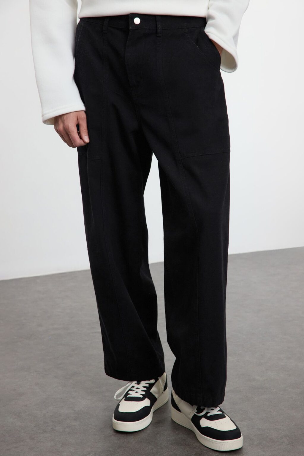 Trendyol Black 100% Cotton Unisex Balloon Fit Waist Tie Detail Woven Gabardine Trousers