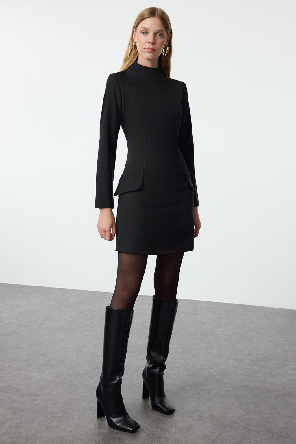 Trendyol Black A-Line Pocket Detailed Mini Woven Dress