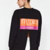 Trendyol Black Back Print Detailed Thick Inside Fleece Regular Fit Slit Knitted Sweatshirt