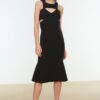 Trendyol Black Back részletesen kidolgozott elegáns estélyi ruha