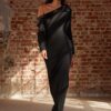 Trendyol Black Body-fitting Asymmetric Collar Single Sleeve Woven Elegant Evening Dress & Graduation Dress