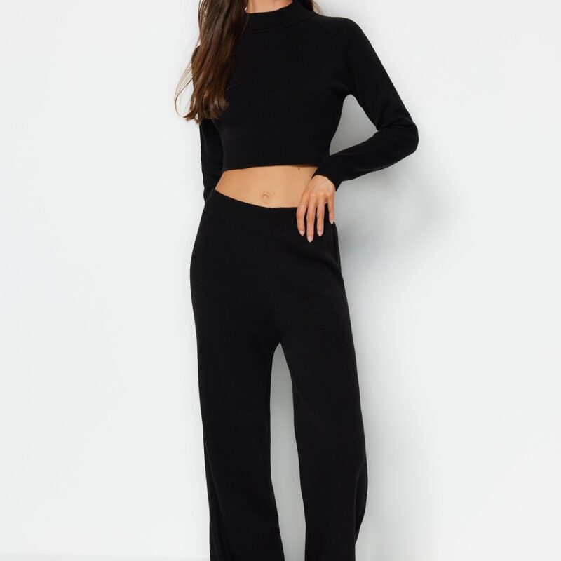 Trendyol Black Crop Basic Knitwear Two Piece Set