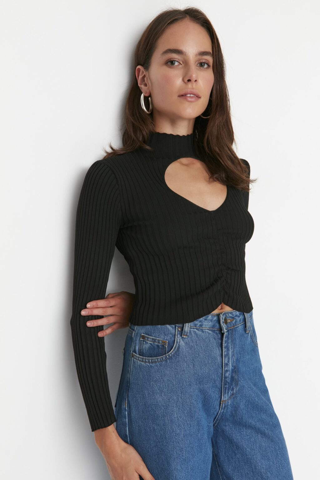 Trendyol Black Crop Cut Out Detailed Knitwear Sweater