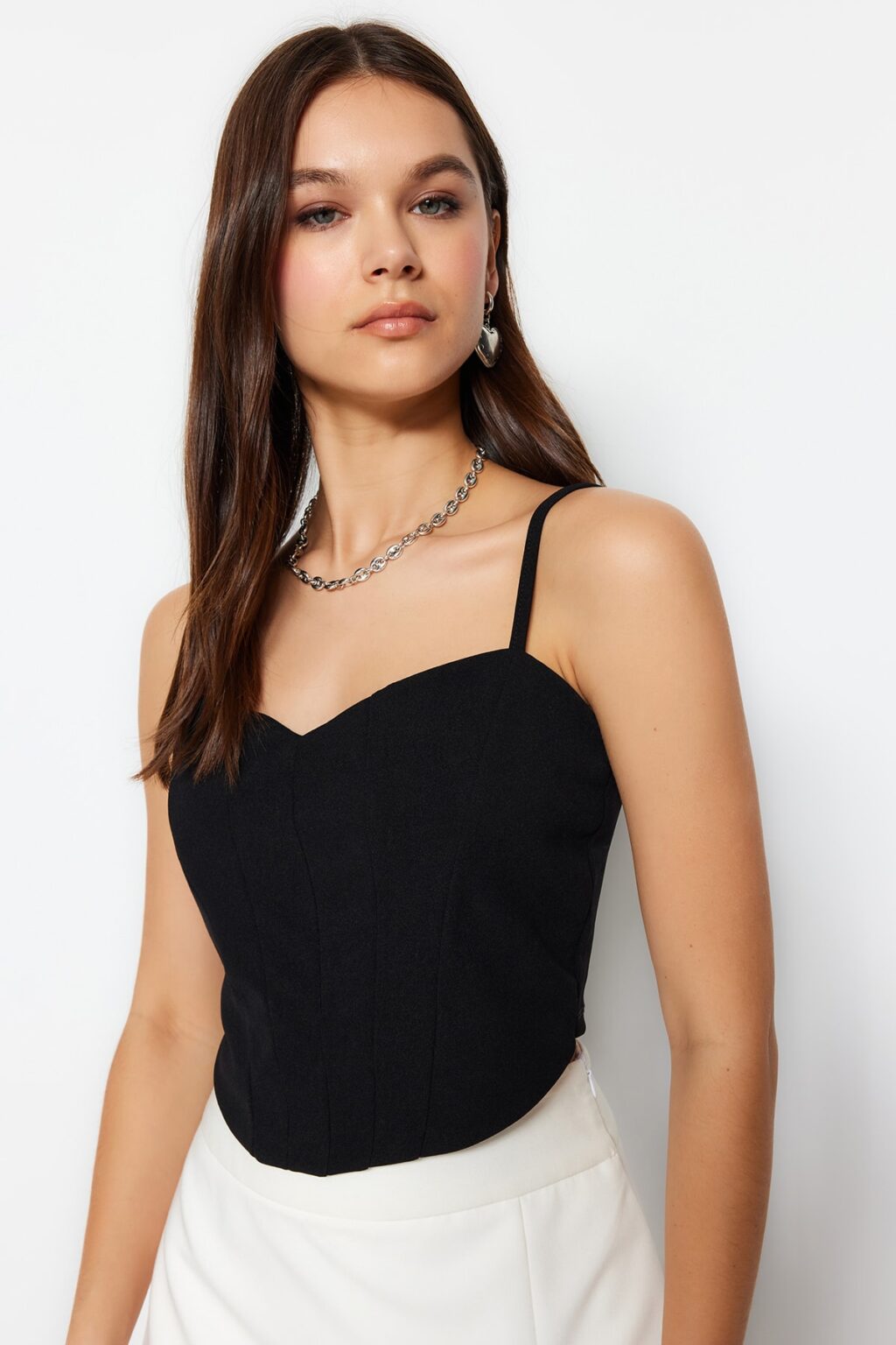 Trendyol Black Fitted Crop Adjustable Strappy Crepe Knit Bustier
