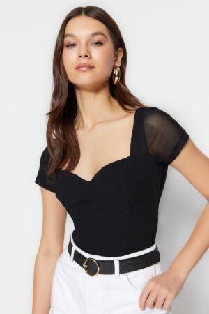 Trendyol Black Fitted/Body Sitting Tulle Detail Crepe Stretch Knit Bodysuit