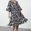 Trendyol Black Floral Patterned Wide Cut V-Neck Woven Dress