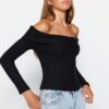 Trendyol Black Knitwear Look Carmen Collar Fitted Crop Knitted Madonna Collar Blouse