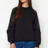 Trendyol Black Mesh részletes vastag gyapjú normál/normál szabású kötött pulóver