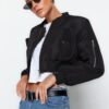 Trendyol Black Oversize vízálló crop bomber kabát kabát