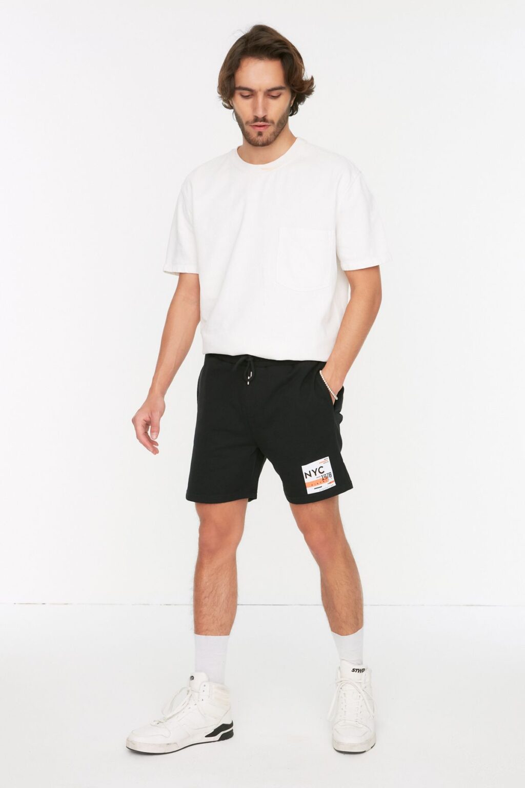 Trendyol Black Regular Cut Medium Length City Printed Shorts