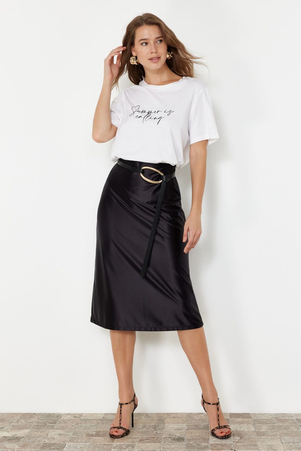 Trendyol Black Satin A-Line/Bell Form Midi Knitted Skirt