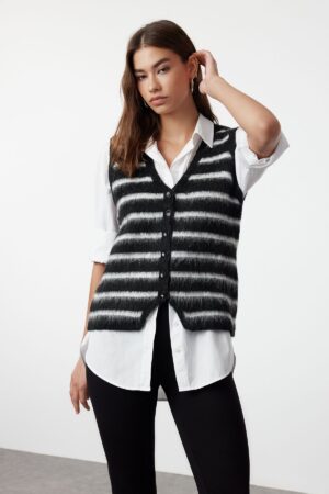 Trendyol Black Soft Texture Striped V Neck Regular Vest Trendyol Black Soft Texture Striped V Neck Regular Vest