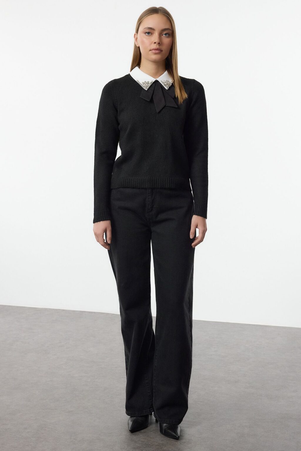 Trendyol Black Soft Textured Garnished Ribbon/Bow Detailed Stone Knitted Sweater