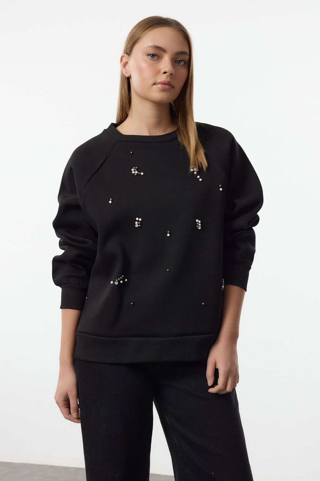 Trendyol Black Stone Detailed Relaxed/Comfortable Thick Inside Polar Fleece Knitted Sweatshirt