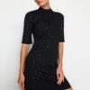 Trendyol Black Stone részletesen kidolgozott Interlock Mini kötött ruha