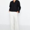 Trendyol Black Thessaloniki/Knitwear Look Pearl Detailed Relaxed/Comfortable Fit Knitted Blouse