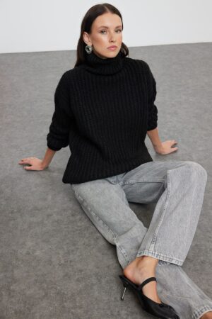 Trendyol Black Wide Fit Soft Textured Basic Knitwear Sweater Trendyol Black Wide Fit Soft Textured Basic Knitwear Sweater