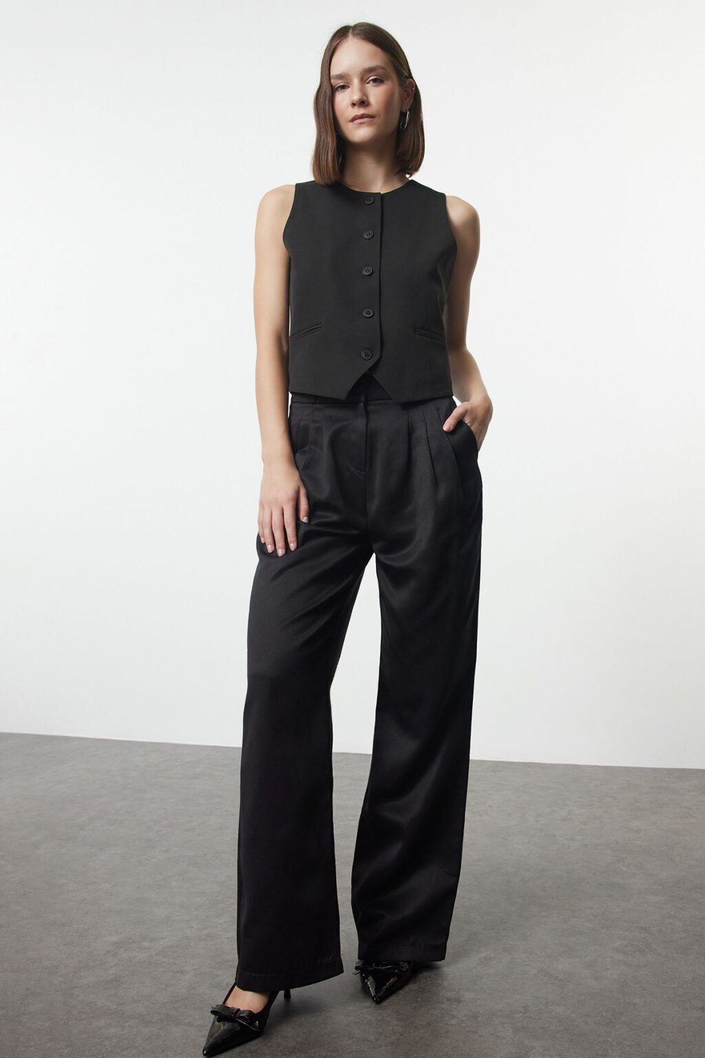 Trendyol Black Wide Leg/Wide Leg Woven Trousers