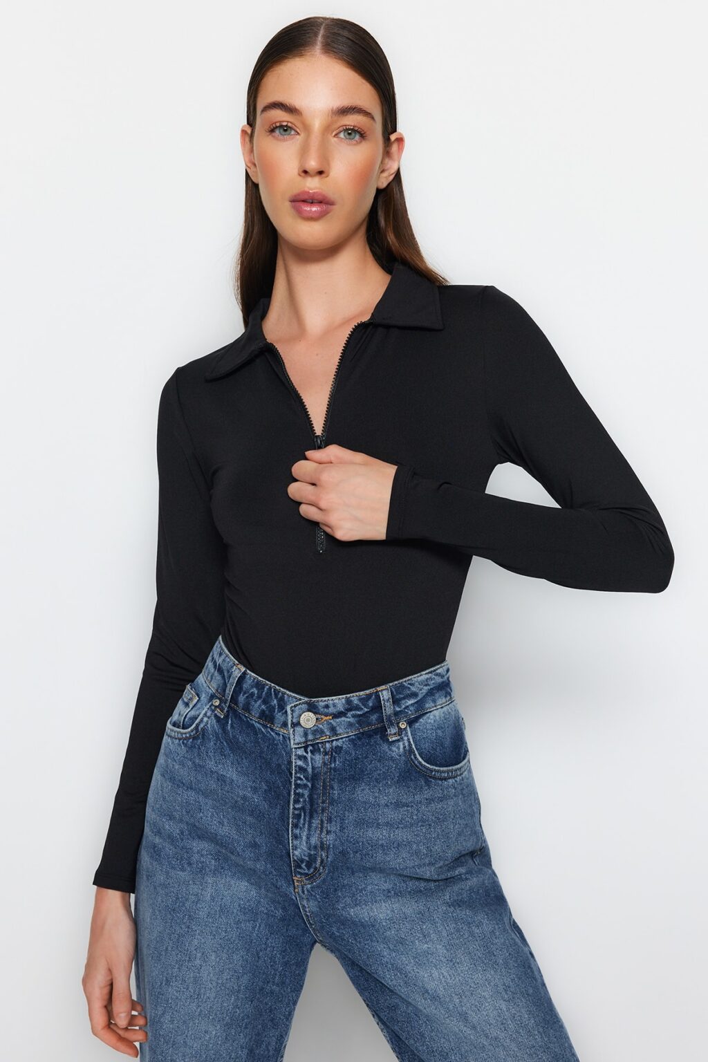 Trendyol Black Zipper Collar Detailed Snap Snap Elastic Knitted Bodysuit