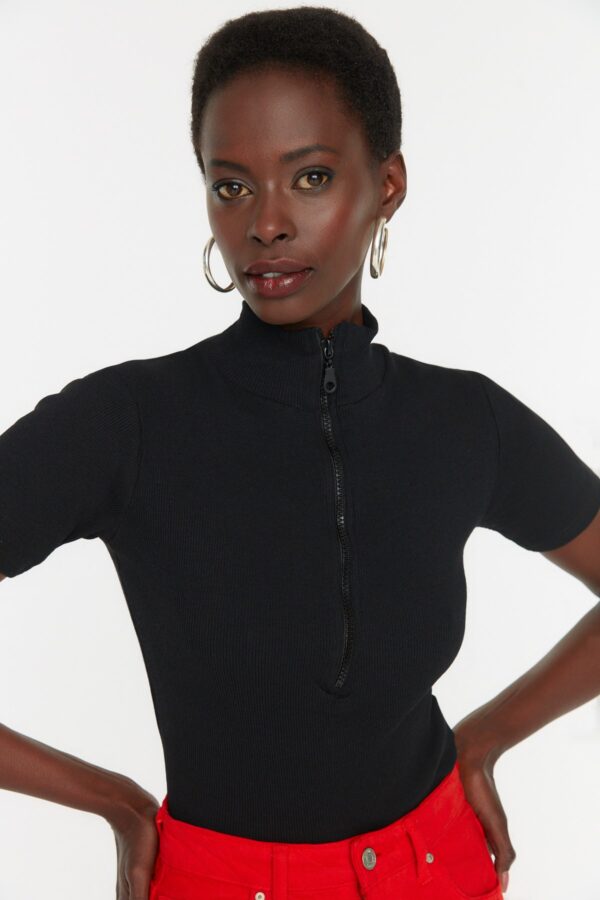 Trendyol Black Zippered Fitted/Sleeved Ribbon Knitted Blouse with a Stand-Up Collar