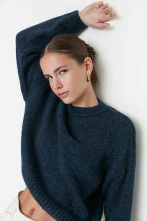 Trendyol Blue Wide Fit Soft Textured Basic Knitwear Sweater