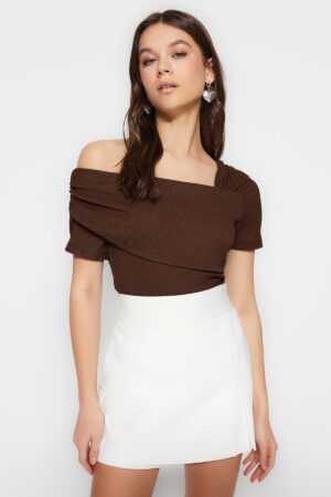 Trendyol Brown Asymmetric Collar Fitted/Snap Knitted Bodysuit