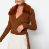 Trendyol Brown Faux für Detail kötöttáru pulóver