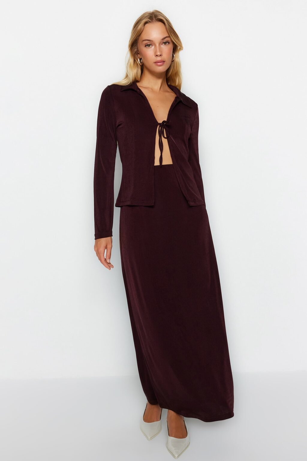 Trendyol Brown Limited Edition Tile Glossy Surface and Soft Texture Maxi Skirt