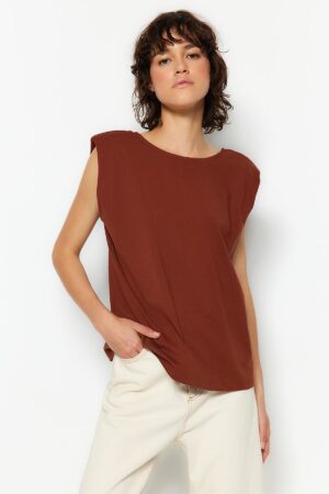 Trendyol Brown More Sustainable 100% Organic Cotton Cotton Decollete Basic Knitted T-Shirt Trendyol Brown More Sustainable 100% Organic Cotton Cotton Decollete Basic Knitted T-Shirt
