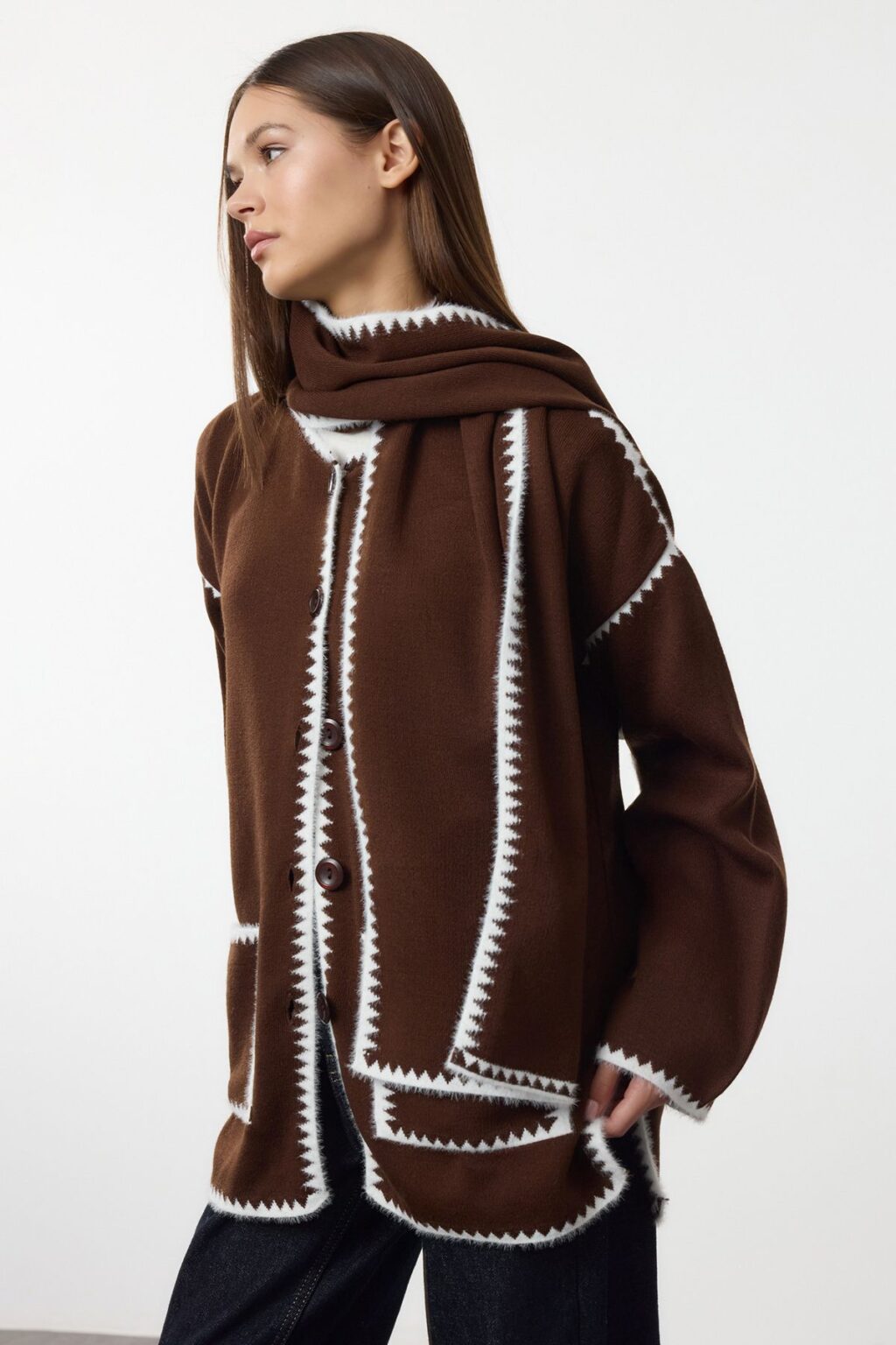Trendyol Brown Soft Texture Wide Pattern Scarf Beard Detailed Knitwear Cardigan