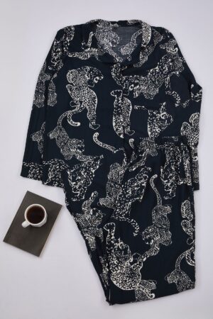 Trendyol Curve Anthracite Shirt Collar Tiger Patterned Woven Pajama Set