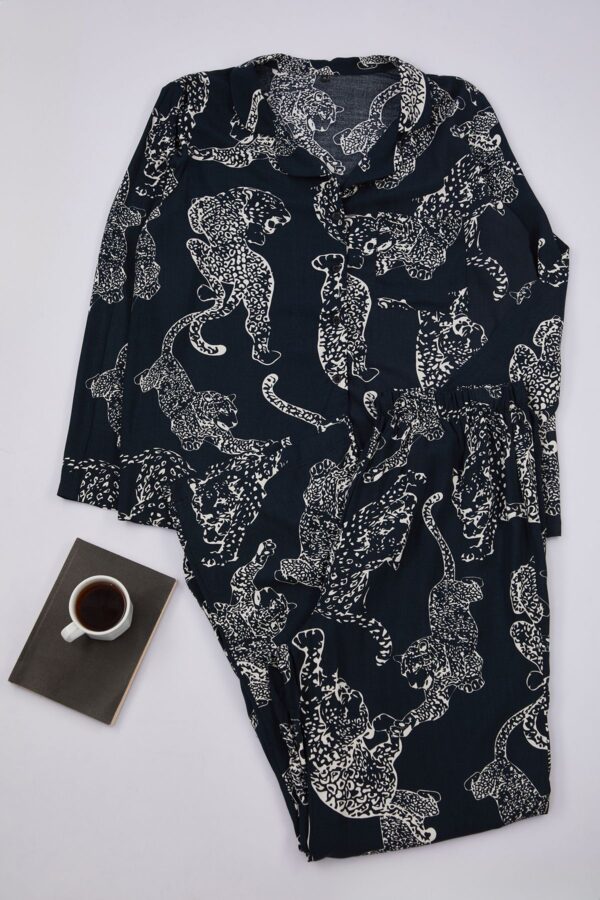 Trendyol Curve Anthracite Shirt Collar Tiger Patterned Woven Pajama Set