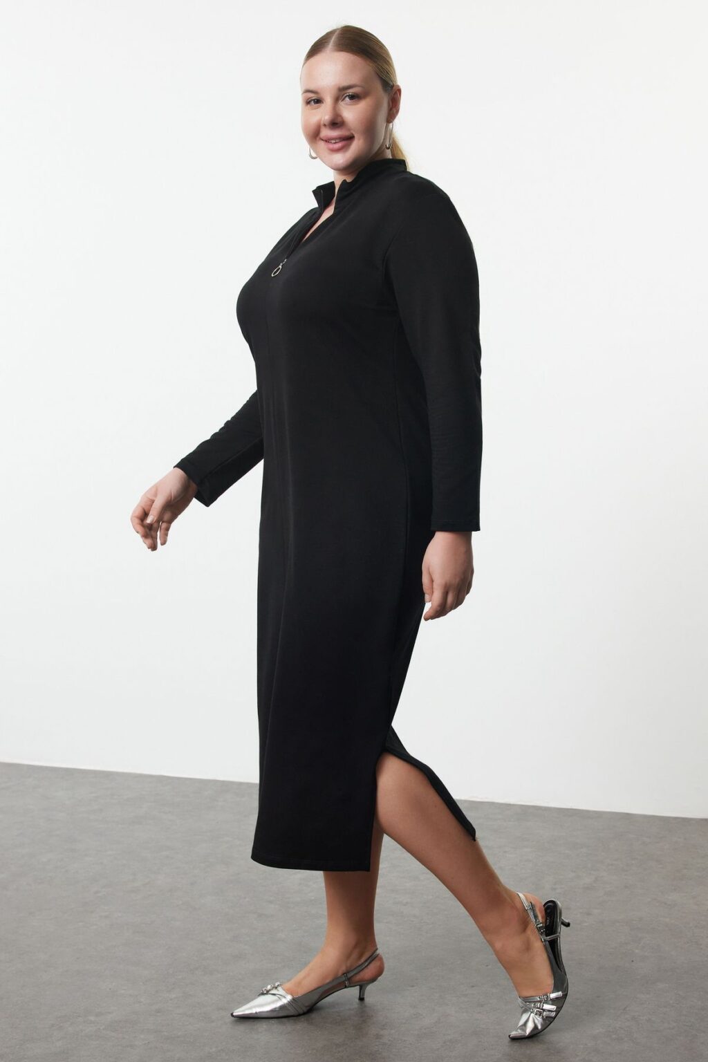 Trendyol Curve Black Maxi Length Zipper Collar Knitted Sweatshirt Dress