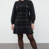 Trendyol Curve Black Shirt Collar Plaid-Plaid Mini Tweed Dress