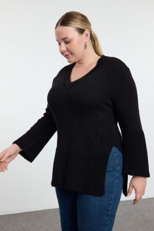 Trendyol Curve Black Side Slit V Neck Knitwear Sweater