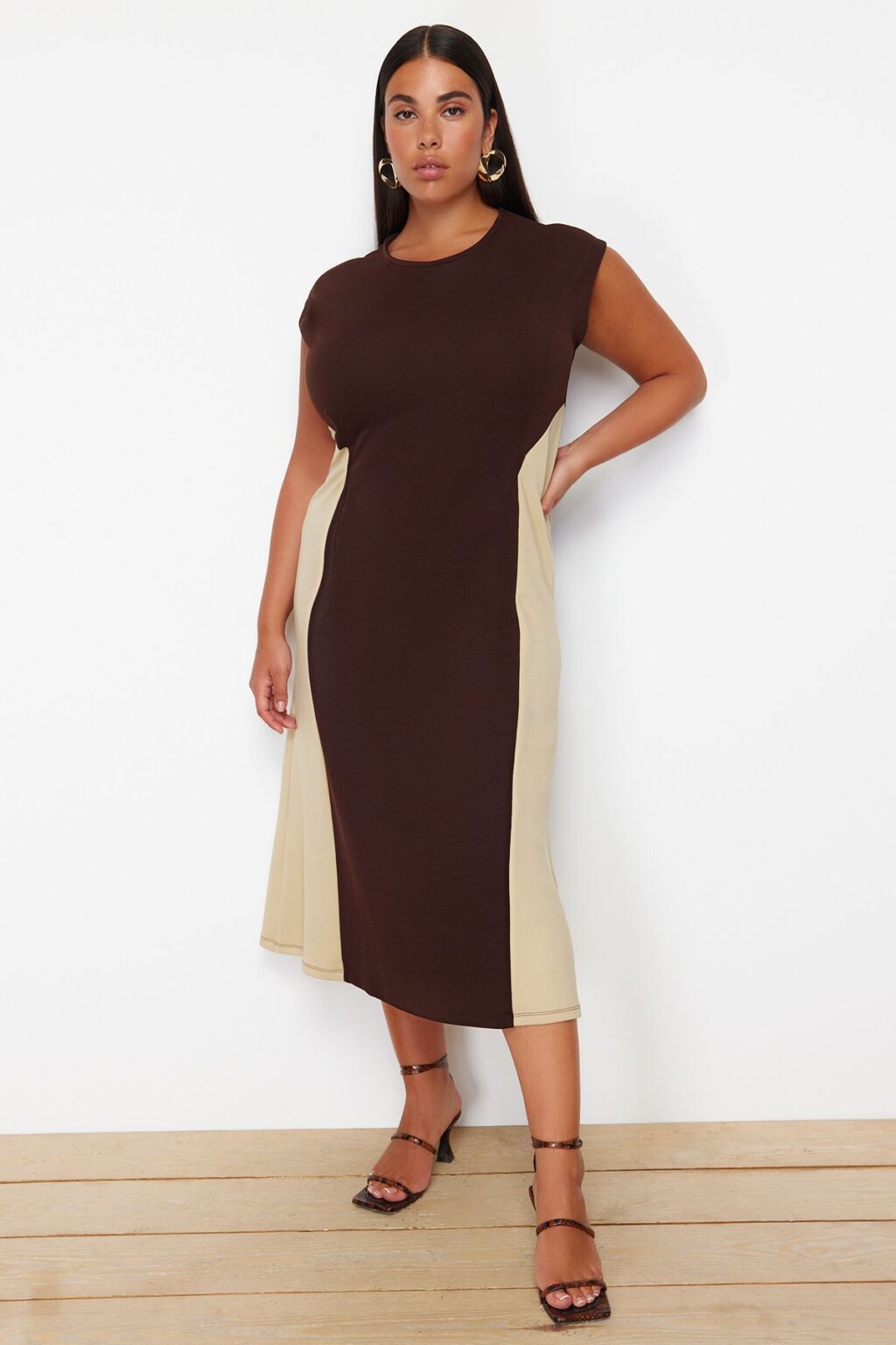 Trendyol Curve Brown-Beige Color Block Midi Crepe Knitted Plus Size Dress