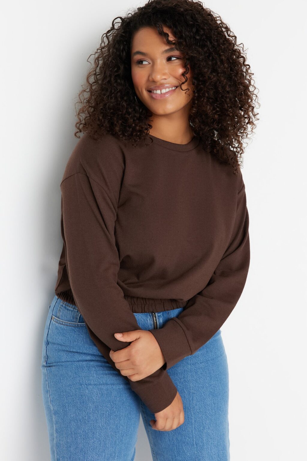 Trendyol Curve Brown Elastic Waist Thin Crop Knitted Sweatshirt