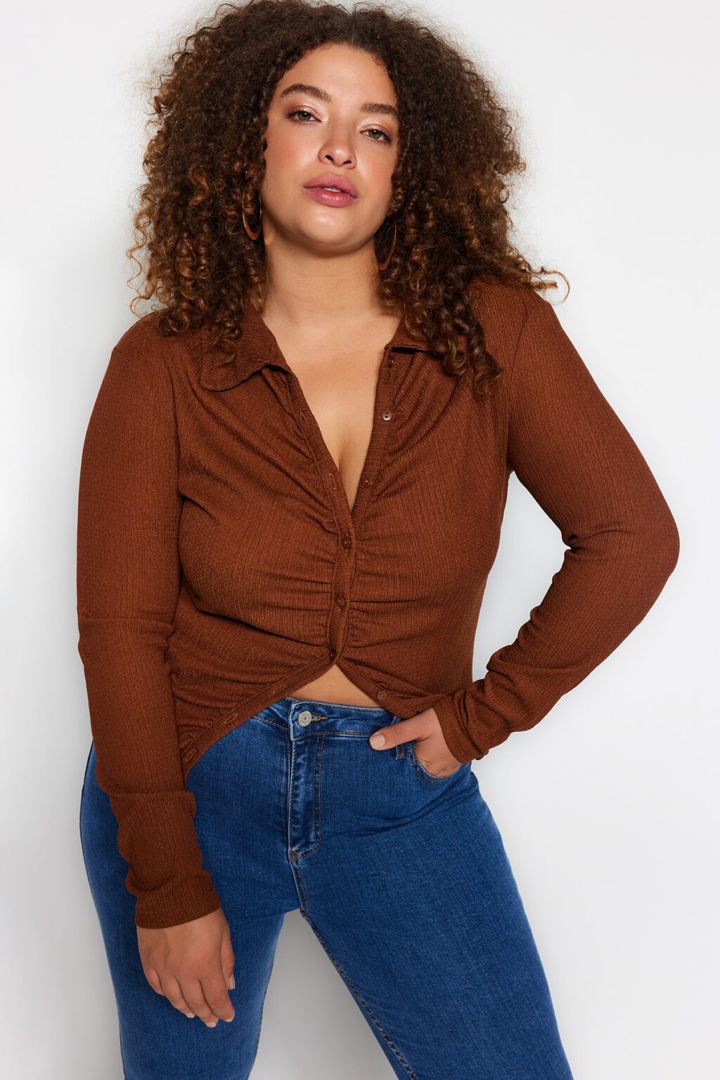 Trendyol Curve Brown Fitted Gathered Knitted Shirt