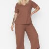 Trendyol Curve Brown Ribbed V-Neck Capri Length Knitted Pajama Set