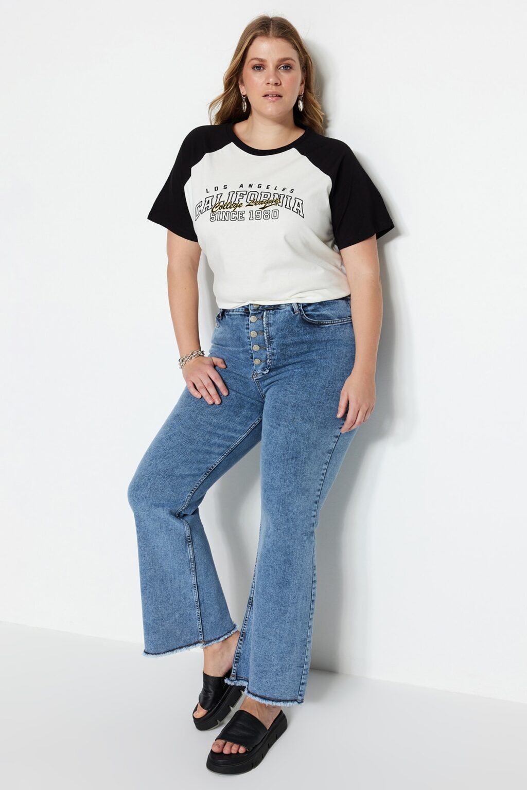 Trendyol Curve Ecru Color Block Printed 100% Cotton Knitted Plus Size T-shirt
