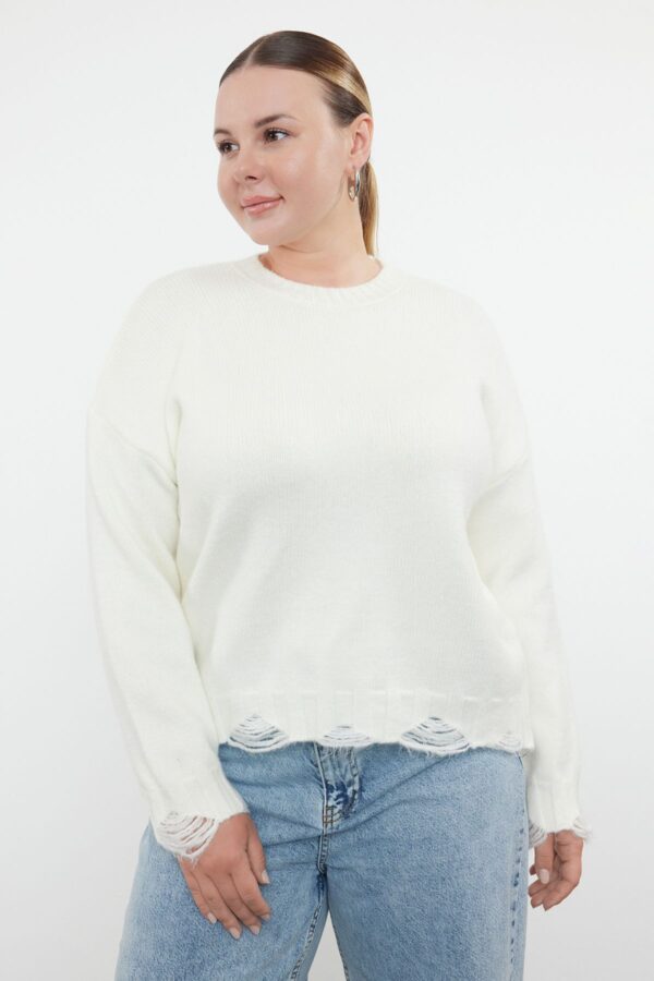 Trendyol Curve Ecru Crew Neck Destroy Detailed Knitwear Sweater