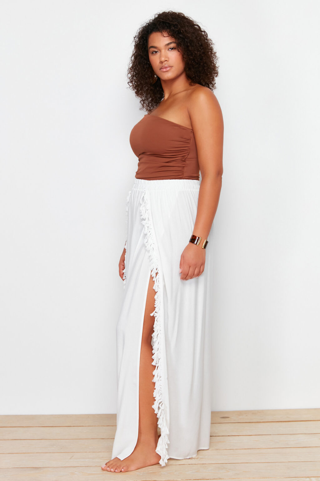 Trendyol Curve Ecru Maxi Length Woven Tassel Slit Detailed Beach Wear Skirt