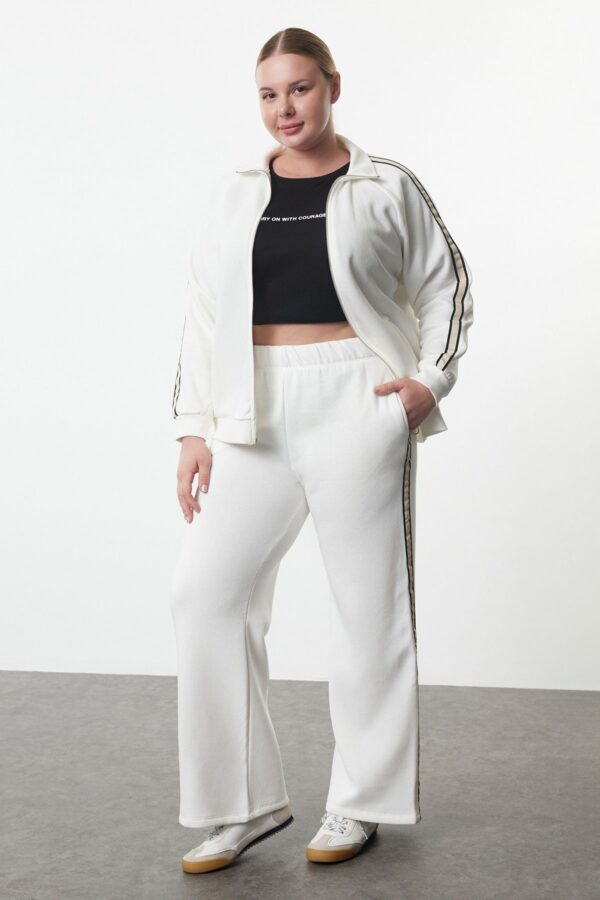 Trendyol Curve Ecru Stand Collar Oversize Fit Stripe Detailed Polar Fleece Knitted Plus Size Tracksuit