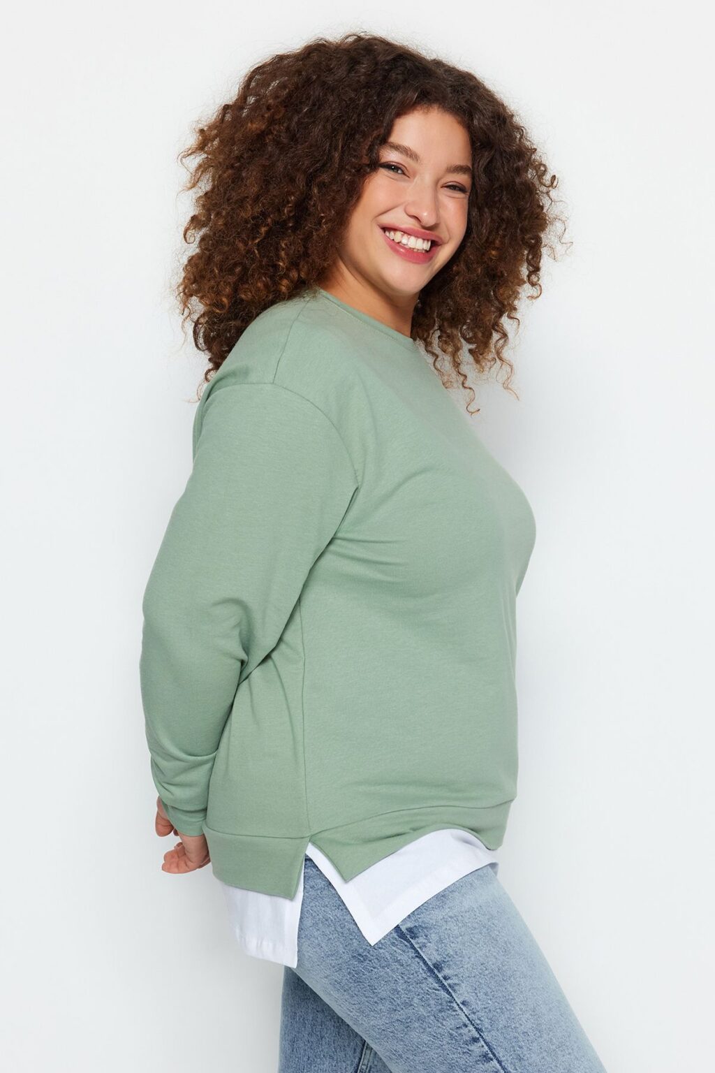 Trendyol Curve Green Bottom T-Shirt Thin Knit with a Look of Dislocation Plus Size Sweatshirt