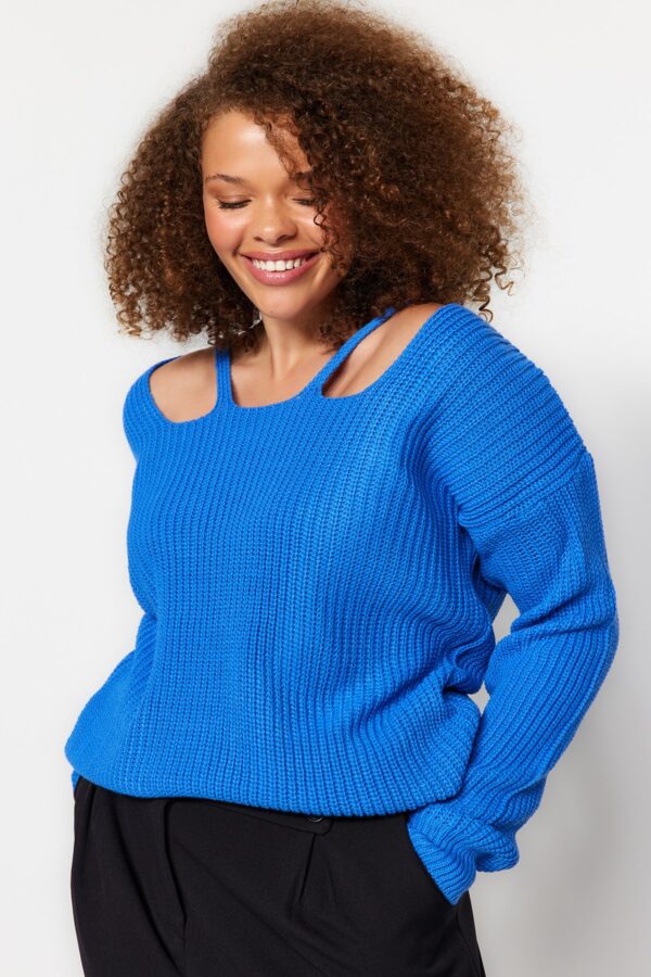 Trendyol Curve Indigo Front Window/Cut Out Detailed Knitwear Sweater