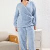 Trendyol Curve Light Blue Double Breasted Wellsoft/Plush Knitted Pajama Set