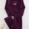 Trendyol Curve Purple Slogan and Heart Plush/Wellsoft Knitted Pajama Set