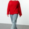 Trendyol Curve Red Boat Neck Stitching Detailed Knitwear Sweater